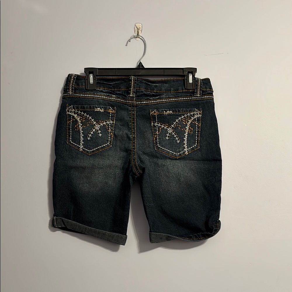Mudd size 11 Embroidered Dark Denim Shorts